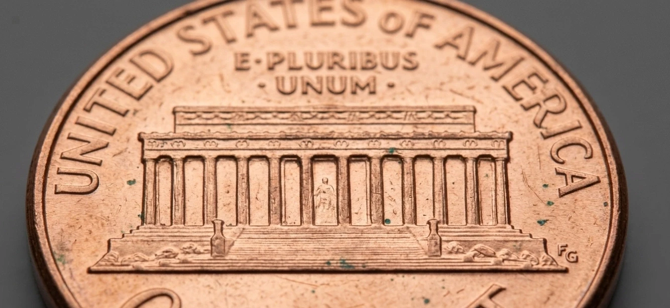 Close-up of a 2003 penny reverse
